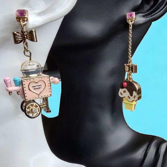 NEW Vintage Betsey Johnson Candyland Collection Cotton Candy Ice Cream Earrings